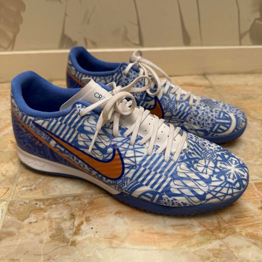 Nike CR7 Mercurial Vapor 15 Futsal/Indoor Cleats